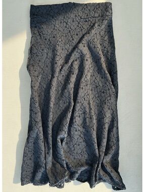Black Lace Midi Skirt Women’s Medium Romantic Gothic Lined Y2K